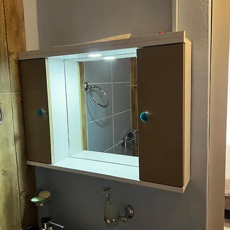 Bed & Breakfast Red Rose Tirana